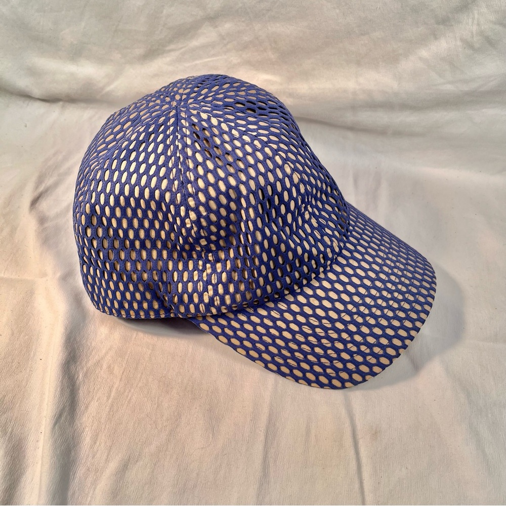Athleta mesh cap OS